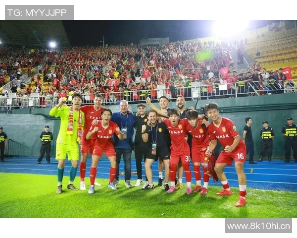 广州足球队近期状态深度解析与对比分析