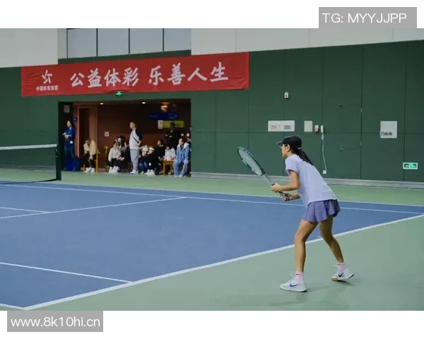 聚焦网球：探讨上海网球队如何通过团队协作提升竞技水平与凝聚力